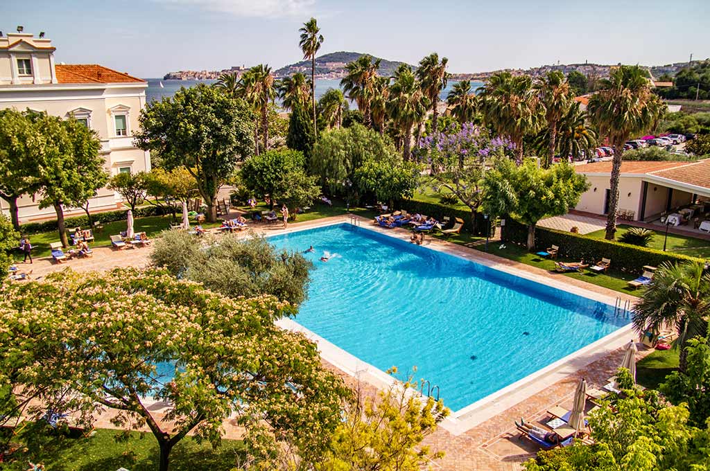 Yogaresa till Italien 2026 stor pool