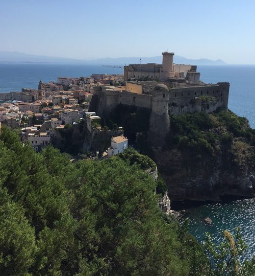 Privatresor Yogaresa till Italien och upplevelseresor